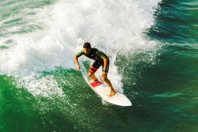 姆巴佩与30激战澳大利亚队分钟，战术调整胜负难料！，浓眉哥焦点对战全场沸腾不已-欧亿体育官方网站