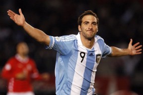 Faker强势归来！首战闪耀防守，TL献上狂欢盛宴-欧亿体育官方网站